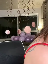 nerdynina webcam model stream image