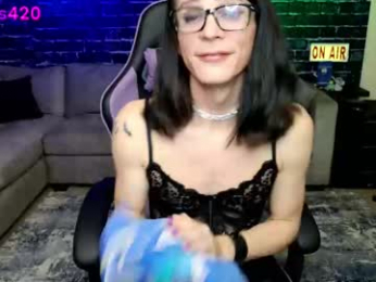 secrets420 webcam model stream image