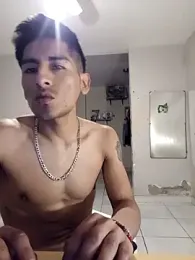 LeonRoots webcam model stream image