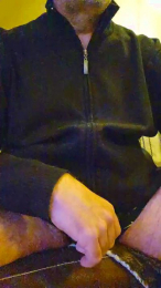 Exibbi42 webcam model stream image