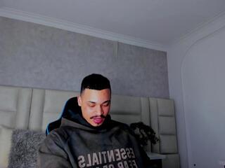 Michael Reinolds webcam model stream image