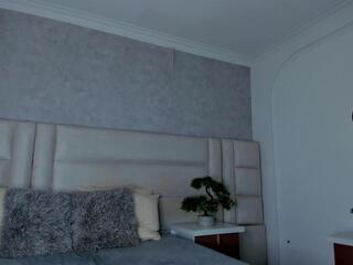 Michael Reinolds webcam model stream image