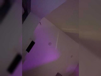 OlivkaVif webcam model stream image