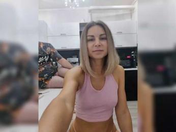 Vasilisa-and-Zhenya webcam model stream image