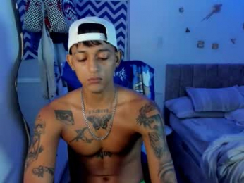 slim_master12 webcam model stream image