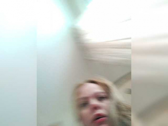 Danilovea webcam model stream image