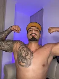 LeandroRusso webcam model stream image