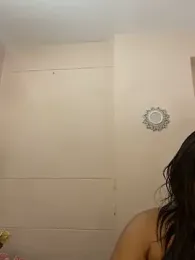 ItsLeyaa webcam model stream image