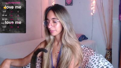 MitchWilson_ webcam model stream image