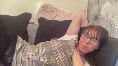 Hotbabe2019 webcam model stream image