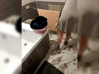 family2020 webcam model stream image