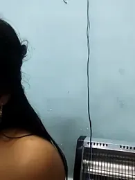 Sania-Love webcam model stream image