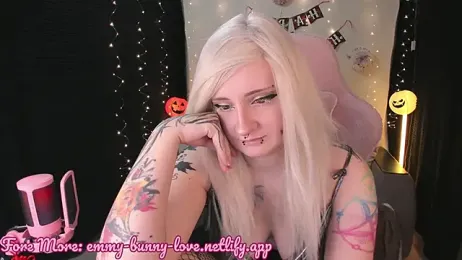 EmmyBunny webcam model stream image