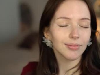 my__stella webcam model stream image