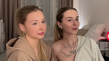 april_blush webcam model stream image