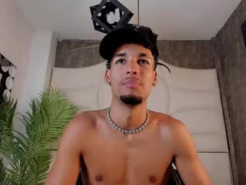 thiagoferreti_ webcam model stream image