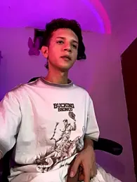 tylernova webcam model stream image