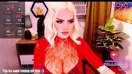 HugeSurpriseLianeTs webcam model stream image