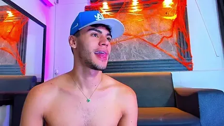 liam_genner_ webcam model stream image