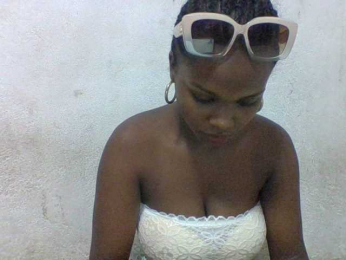 arline52 webcam model stream image