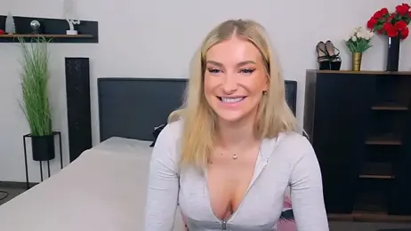 Lia_Benini webcam stripchat model stream image