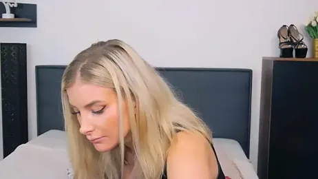 Lia_Benini webcam model stream image