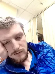 yurii_magic webcam model stream image