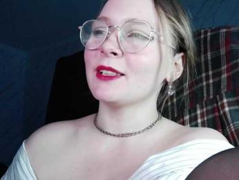 MadamBDSM webcam model stream image