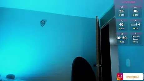 K_cique webcam model stream image