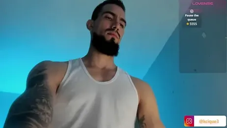 K_cique webcam model stream image