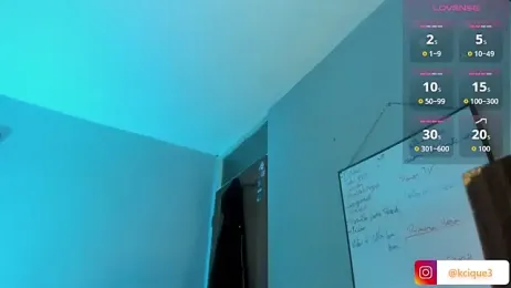 K_cique webcam model stream image