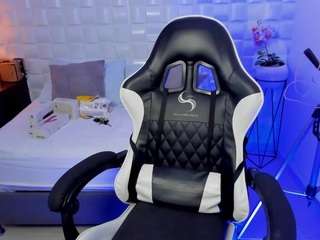 antonella-lovee webcam camsoda model stream image