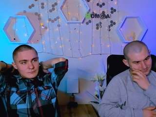 thomas-crow webcam model stream image