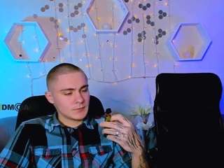 thomas-crow webcam model stream image