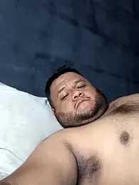 Osogaypardo webcam model stream image