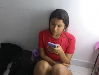 sexychanell_18 webcam model stream image