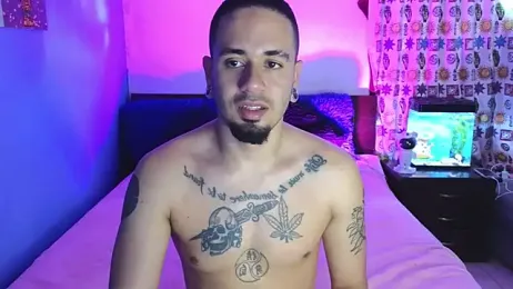 tony_and_sophia webcam model stream image