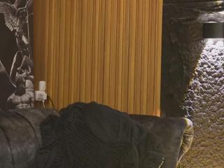 Dann Saenz webcam model stream image