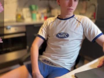 malcolm_yang webcam model stream image