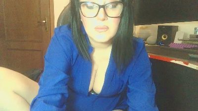 LaDamaNeraOF webcam model stream image