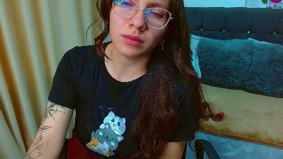 kharlamorrys_ webcam model stream image