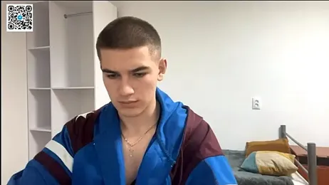 _BarePulse webcam model stream image