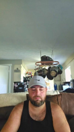 cuttdog2 webcam model stream image