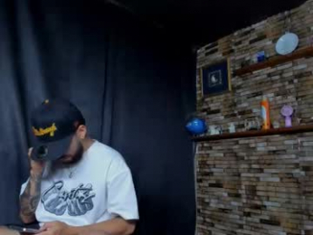 mia_and_vincentt webcam model stream image