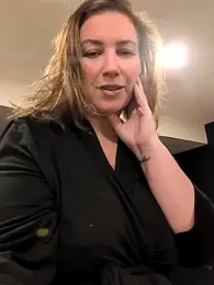 Canadian_BBW webcam model stream image