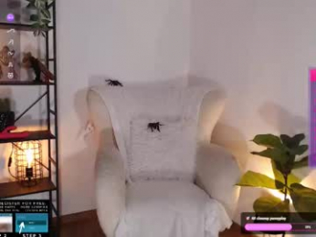 lucylia_ webcam model stream image