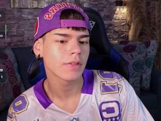 kevinmiet webcam model stream image