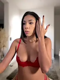 EllaSanz_ webcam stripchat model stream image