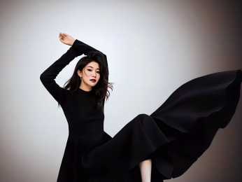 LucyJohn webcam model stream image