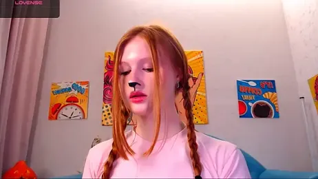 LuxXAngel webcam model stream image